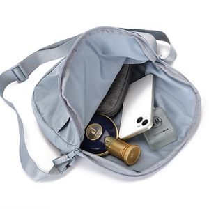 Bolsa de Pecho Deportiva de Poliéster con Logotipo Personalizado Directo de Fábrica OEM/ODM para Viajes y Caminatas - Product Image 4