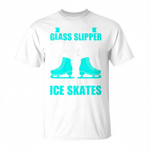 Olvídate del zueco de cristal, esta princesa usa patines sobre hielo, camiseta - Product Image 2