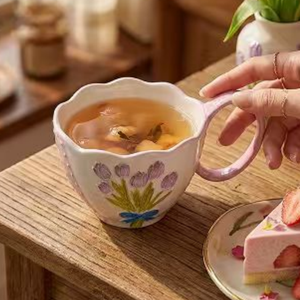 Modern Minimalist Rose Embossed <b>Large</b> Capacity Ceramic Cup Ceramic <b>Mug</b> 550ml Coffee Cup with American Style Handgrip Design - Product Image 1