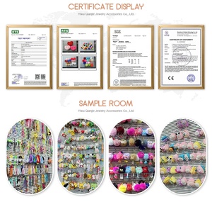 Llavero <span class=keywords><strong>de</strong></span> peluche <span class=keywords><strong>de</strong></span> poliéster ecológico, suave y adorable, con diseño <span class=keywords><strong>de</strong></span> dibujos animados, multifuncional, colgante para bolso, venta al por mayor, novedad - Product Image 6