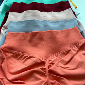 Shorts de Yoga Transpirables de Cintura Media Sin Costuras con Efecto Scrunch, Ropa Deportiva para Gimnasio y Fitness con Banda Acanalada para Realce de Glúteos, Ideales para Correr - Product Image 5