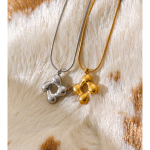 JINYOU 5215 Nuevo Collar con Colgante de Flor Chapado en Oro de Acero Inoxidable, Cadena Fina, Collar Exquisito para Uso Diario - Product Image 3