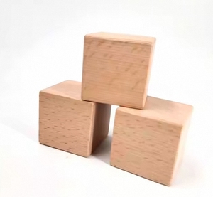 Décoration - Cubes de bois de 4 cm, blocs de bois de hêtre bien polis, blocs de bois naturel Echo, blocs de construction DIY - Product Image 1