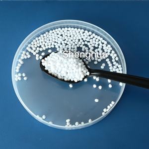 Flocons en PET recyclés/Bouteilles en PET Déchets de plastique/Granules en PET Matières premières en plastique - Product Image 4