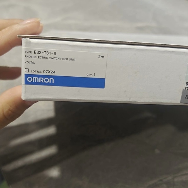 E32-T61-S E32T61S Fiber Optic Sensor 2m for PLC