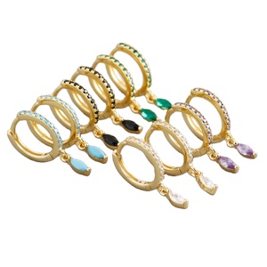 Juego de Aretes de Plata de Ley S925 2025, Chapados en Oro de 18K, Geométricos con Circonita, Elegantes y Modernos para Mujer, Ideales para Fiestas, Bodas y Regalos - Product Image 1