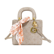 <span class=keywords><strong>Bolso</strong></span> de Lujo Ligero para Mujer, Estilo Diana, <span class=keywords><strong>Pequeño</strong></span>, Cuadrado, con Cierre y Correa Única, Color de Moda, Nuevo Estilo 2026 - Product Image 1