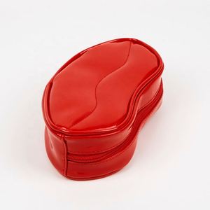 Sac de maquillage cosmétique grande capacité en PU, forme lèvres, étanche, portable, pour voyage, rangement de produits de soin de la peau, fabriqué en usine BSCI - Product Image 5