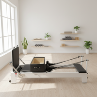 Reformer de Pilates de Madera de Roble Comercial de Alta Calidad con Acabado Pintado en Blanco para Entrenamiento de Fuerza y Fortalecimiento del Core para Uso en Estudio