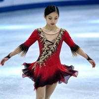 Robe de patinage artistique dégradé rouge et noir, manches 3/4 à plumes, costume de compétition avec strass, personnalisable pour enfants, adolescents et adultes, OEM
