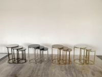Ensemble de table d'appoint moderne pour salon en marbre avec cascade et dessus en céramique lot de 3 tables d'appoint imbriquées avec dessus en céramique lot de 3