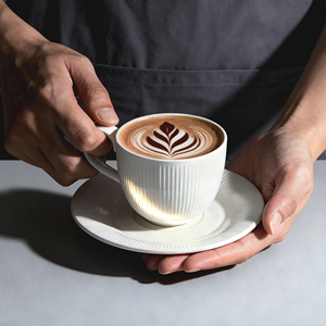 Set Moderno di Tazza e <span class=keywords><strong>Piattino</strong></span> in Porcellana Bianca JQY, Stile Casual Europeo, Tazza da Tè e Caffè in Ceramica <span class=keywords><strong>con</strong></span> <span class=keywords><strong>Piattino</strong></span> per Hotel - Product Image 5