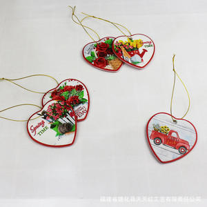 Pendentif en céramique en forme de cœur, imprimé UV double face, brillant, ornement de Noël, cadeau d'entreprise directement de l'usine - Product Image 1