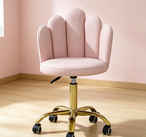 Silla Giratoria de Salón con Respaldo de Pétalos Rosados, Altura Ajustable, Base y Ruedas Doradas para Salón de Belleza y Sala de Maquillaje de Luxmars - Product Image 1