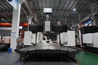 Centre d'usinage à portique de type manuel/CNC Taiwan Dawei/GMC8033, contrôleur FANUC 90 °   Tête de fraisage