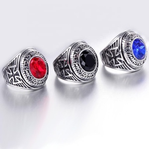 Anillo de Graduación Universitario para Hombre con Gran Piedra CZ, Joyería con Piedra de Nacimiento - Product Image 4