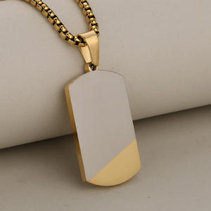 Collar con Colgante Geométrico de Acero Inoxidable Chapado en Oro Personalizado, Placa de Identificación con Nombre Grabado, Accesorio de Moda para Hombre - Product Image 5