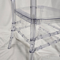 Chaises Chiavari transparentes en acrylique pour banquets, hôtels, mariages et fêtes, avec coussin, vente en gros