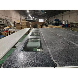 클래식 알루미늄 목재 아연 도금 강철 절연 블랙 유리 윈도우 가정용 전기 구동 단면 차고 문 - Product Image 4