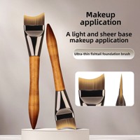 Kuas Foundation Bulu Sintetis Tipis Ultra Tipis 2 in 1 Bentuk Ekor Ikan untuk Label Pribadi