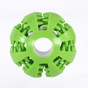 Jouets distributeurs de friandises pour animaux de compagnie, jouets durables en caoutchouc pour nettoyer les <span class=keywords><strong>dents</strong></span> <span class=keywords><strong>des</strong></span> chiots, balles à friandises pour <span class=keywords><strong>chien</strong></span> anti-ennui - Product Image 3