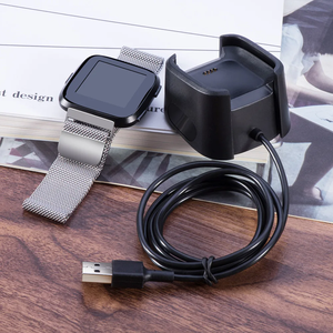 Câble de charge USB pour montre intelligente Fitbit <span class=keywords><strong>Versa</strong></span> <span class=keywords><strong>Lite</strong></span>/<span class=keywords><strong>Versa</strong></span> Cordon de chargeur USB remplaçable pour Fitbit <span class=keywords><strong>Versa</strong></span> - Product Image 1