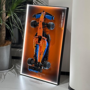 Venta al por mayor de fábrica: Decoración del hogar, exhibición moderna de lujo, luces LED de coches de carreras, <span class=keywords><strong>cuadro</strong></span> de arte físico, pintura enmarcada, arte de pared 3D de coches. - Product Image 3