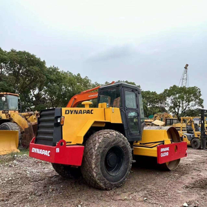 Dynapac CA251D d'occasion, 10 tonnes, fournisseur professionnel, haute stabilité, performances avec moteur, pompe à engrenages, roulement - Product Image 3