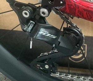 Bicicleta de Carretera de Fibra de Carbono 700C, <span class=keywords><strong>Shimano</strong></span> 105 R7120, 24 Velocidades, Freno de Disco Hidráulico, Cuadro Ligero para Carreras, Pedal Ordinario, 8.5 kg - Product Image 6
