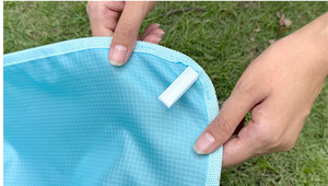 Manta de Picnic de Bolsillo, Impermeable y Resistente a la Arena, Lona Compacta <span class=keywords><strong>para</strong></span> Camping, Festivales, Senderismo, Viajes y Recreación al Aire Libre - Product Image 4
