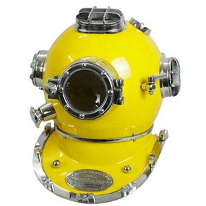 Casco de Buceo Martine Ornament, Tendencia en Accesorios para Mecánicos de Barcos, Aparato Marino, Increíble Casco de Buceo Amarillo para Buzos - Product Image 1