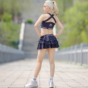 Thấp moq màu sắc tùy chỉnh logo cổ vũ thực hành mặc phát ra tia lửa Crop Top và quần <span class=keywords><strong>short</strong></span> - Product Image 3