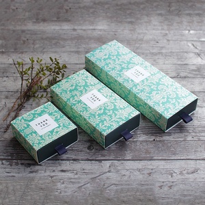 Creative pull-out bridesmaid gift box folding paper box tea handmade soap packaging flower gift box luxury custom paket karton