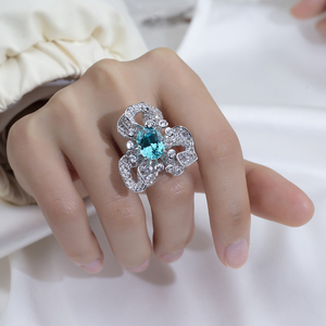 แหวนหมั้นเพชรพลอยสีน้ำเงินทรงรีทอง 9K รุ่น MSR-1740 จาก Messi Jewelry - Product Image 6