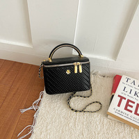 Sac à main tissé en PU avec fermeture éclair, quincaillerie camélia, sac à bandoulière pour femme, mini sac rétro à poignée supérieure, mode