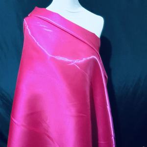 Tissu satiné brillant effet eau liquide, tissu brodé brillant pour robes de filles, chemisiers, jupes de princesse, robes de mariée et tenues de maison - Product Image 3
