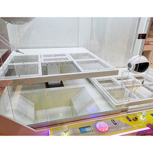 Giappone personalizzato <span class=keywords><strong>UFO</strong></span> Catcher Maquina Super scatola grande artiglio con due gambe giochi a gettoni e giocattoli di peluche divertimento metallo <span class=keywords><strong>UFO</strong></span> Maquina - Product Image 4