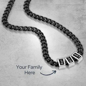 <span class=keywords><strong>Collana</strong></span> con Ciondolo Personalizzato con Nome di <span class=keywords><strong>Famiglia</strong></span> Placcato Oro 18k Altamente Lucidato <span class=keywords><strong>Collana</strong></span> Familiare Personalizzata Come Regalo per Papà - Product Image 4