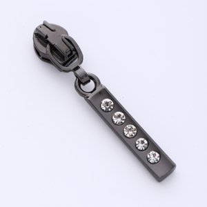 Sac à vêtements personnalisé avec <span class=keywords><strong>fermeture</strong></span> <span class=keywords><strong>éclair</strong></span> dorée # 5 tirettes <span class=keywords><strong>de</strong></span> <span class=keywords><strong>fermeture</strong></span> <span class=keywords><strong>éclair</strong></span> personnalisées avec logo, en nylon et métal argenté, pour sacs - Product Image 5