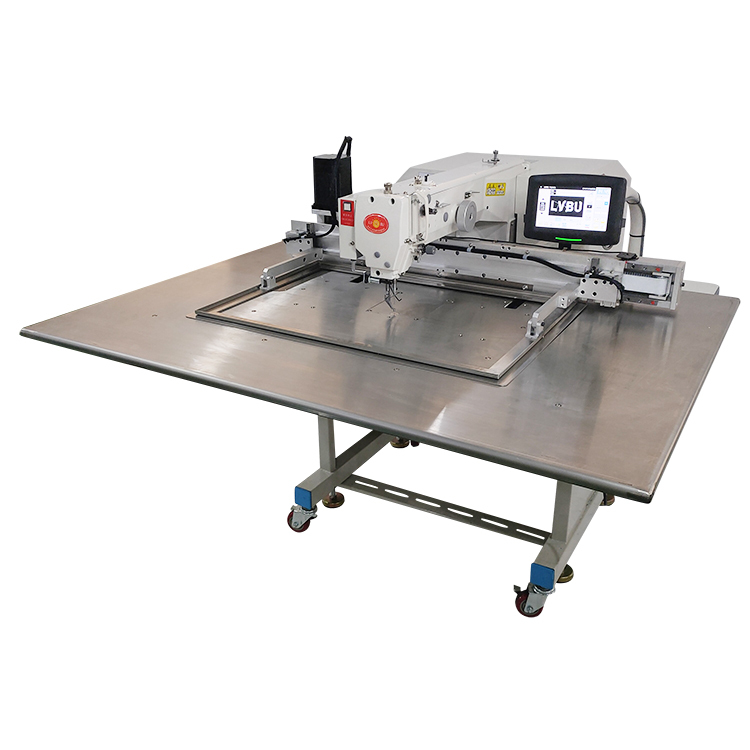 China Industrial Computer Pattern Sewing Machine