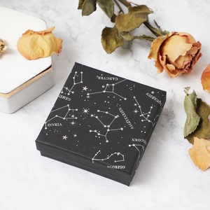 Caja de joyería cuadrada con horóscopo del zodiaco, Cajas de Regalo de papel Kraft <span class=keywords><strong>negro</strong></span>, anillo de compromiso para pendientes, collar, pulsera, 1 ud. - Product Image 1