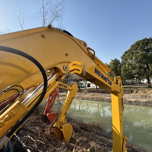 Excavatrice sur chenilles Komatsu PC35 d'occasion, presque neuve, importée du Japon, pour usage agricole et domestique, 3 tonnes, prête à l'emploi - Product Image 5