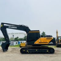 Offre Spéciale : Excavatrice sur Chenilles Hydraulique Hyundai HX220HD d'Occasion, Moteur Diesel, PLC, Modèle 2024, d'Origine Coréenne, pour Usage Municipal