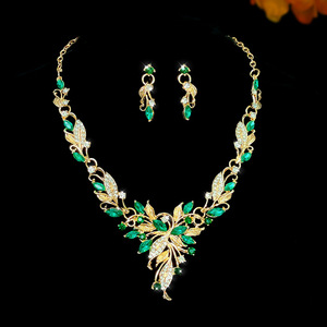 <span class=keywords><strong>Parure</strong></span> de bijoux de mariée exquise : collier et boucles d'oreilles ornés de pierres scintillantes, motif floral et feuilles, élégant ensemble de bijoux de mariée en cristal - Product Image 5