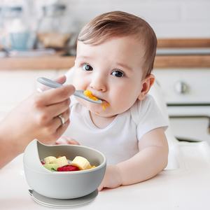 <span class=keywords><strong>3</strong></span> PCS BPA Free Suction Baby Bowls y Cucharas con Bib ajustable, Portable Durable Newborn Essentials Silicone Feeding Set - Product Image 5