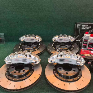 Set di pinze <span class=keywords><strong>freno</strong></span> <span class=keywords><strong>Brembo</strong></span> aftermarket a 6 pistoncini anteriori e 4 posteriori in lega di alluminio forgiato con dischi <span class=keywords><strong>freno</strong></span> in carbonio-ceramica per Land Rover - Product Image 1