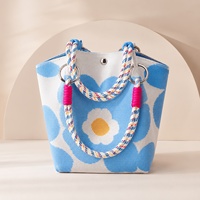 Tas Tote Rajut Motif Bunga Vintage Wanita, Tas Selempang Poliester Ringan dengan Rumbai dan Cincin Logam
