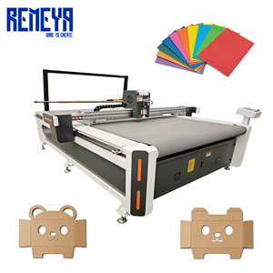 Machine de découpe CNC à couteau vibrant REMEYA avec têtes de travail et outils de coupe de rechange - Product Image 1