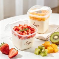 Vente en gros de gobelets à dessert ronds transparents de 220 ml, résistants au four, en PP, avec couvercles et cuillères, pots en plastique pour yaourt, pouding, crème glacée