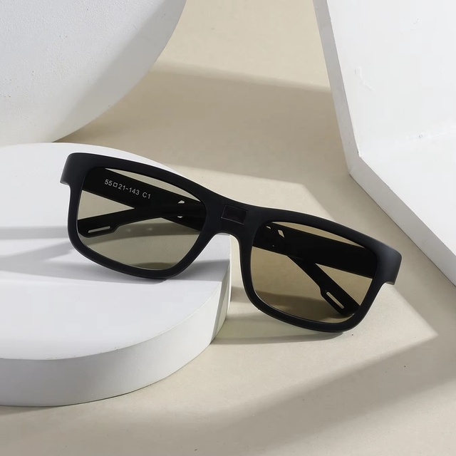 New Photosensitive Color Changing Sunglasses, Instant Color Changing, Polarization, Glass Chip Lens, ultra Light TR Material